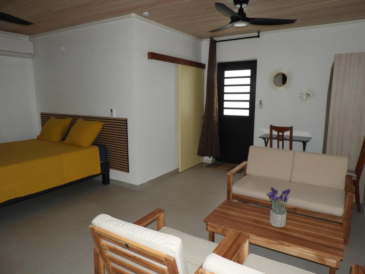 Les Metisses Apartment Saint Pierre Bagian luar foto
