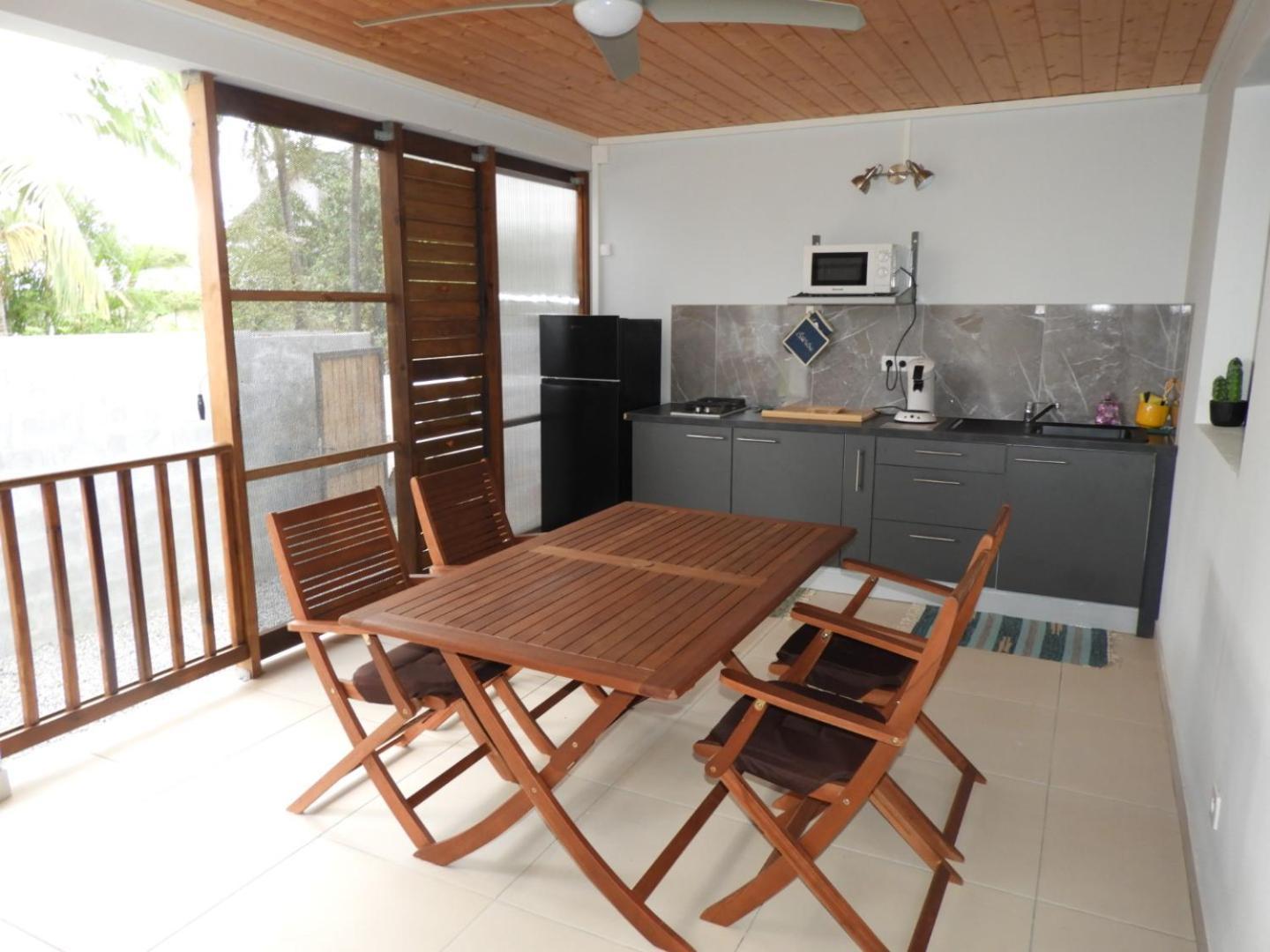Les Metisses Apartment Saint Pierre Bagian luar foto